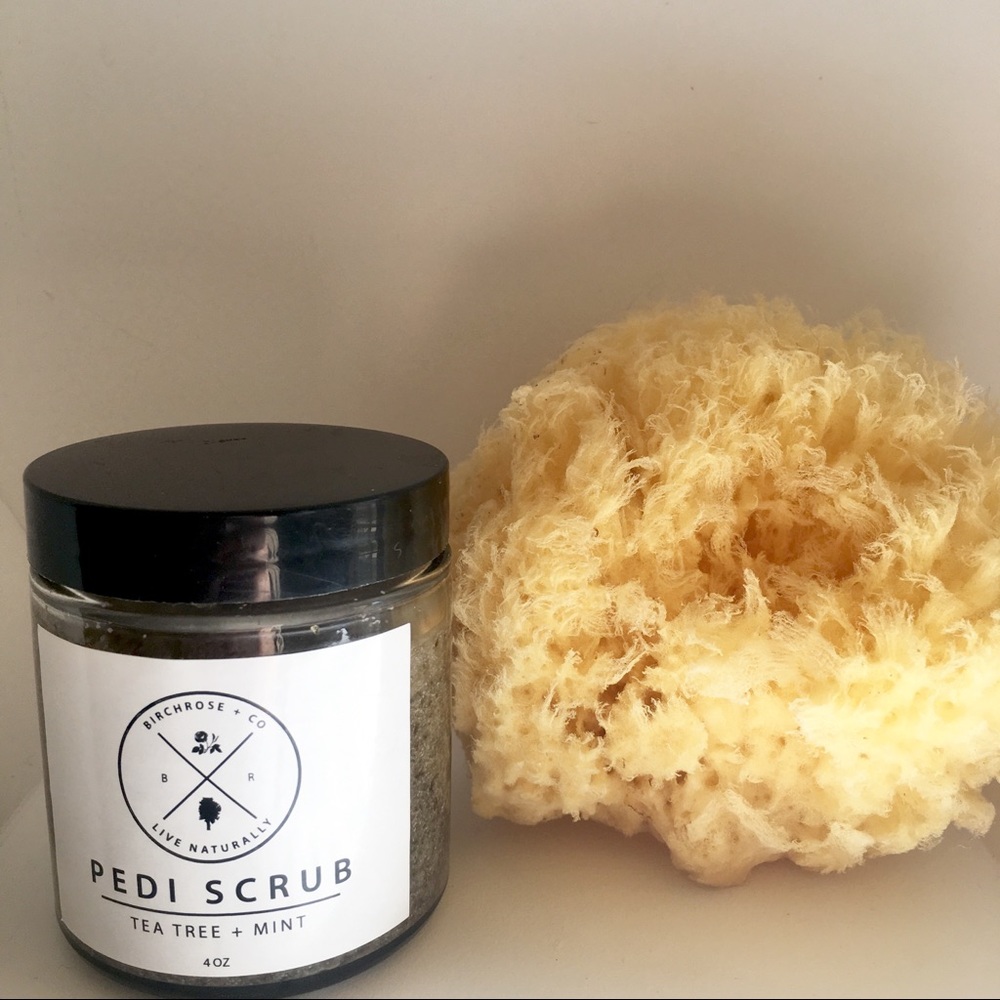 Tea Tree + Mint Pedi Scrub